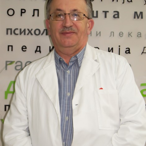 Dr Nebojša Stojadinović